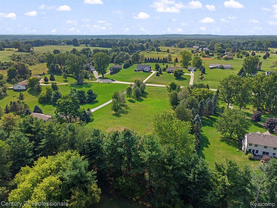 1920 Deer Run Ln, photo 12