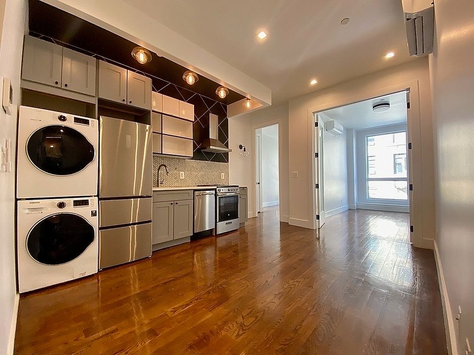 1st image of 92 Graham Ave #2B