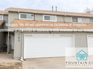 103 Crawford Ln, Liberty, MO 64068