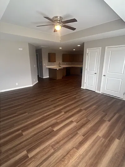 1092 Pebblecreek Drive - B — Photo 2