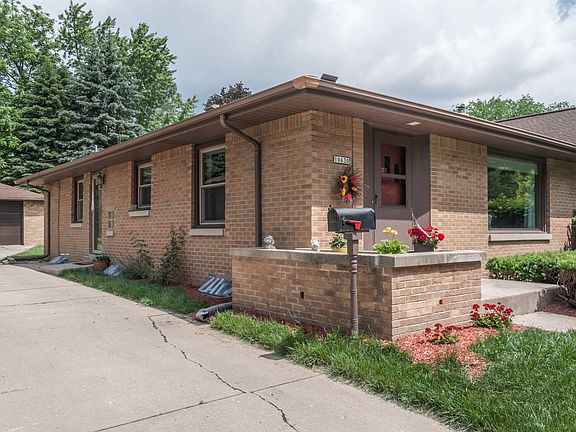 2nd image of 10630 W Grantosa Dr