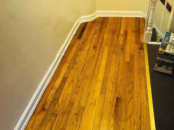 3rd image of 3137 Tiemann Ave #1