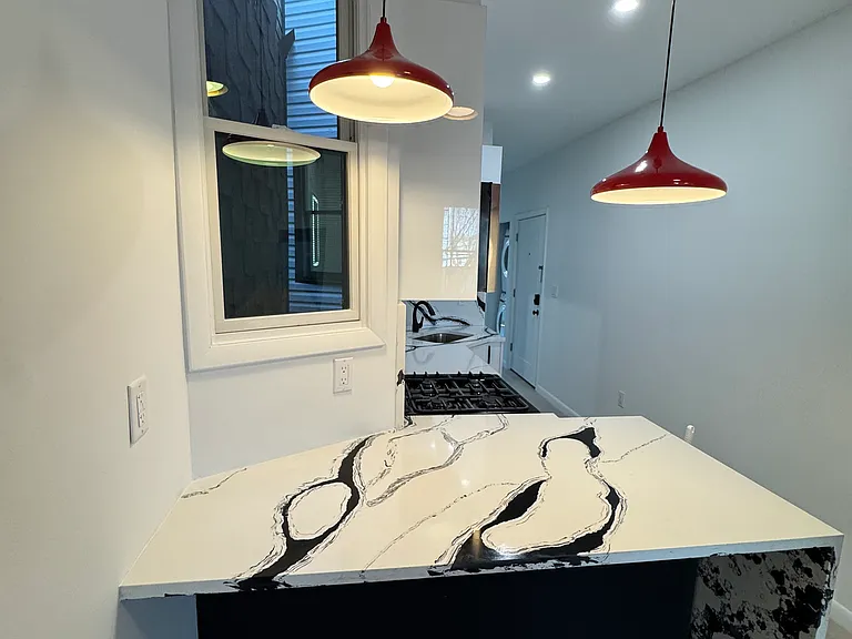 216 Halladay St #4 — Photo 7