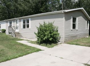 942 Kathy Cir, Flint, MI 48506