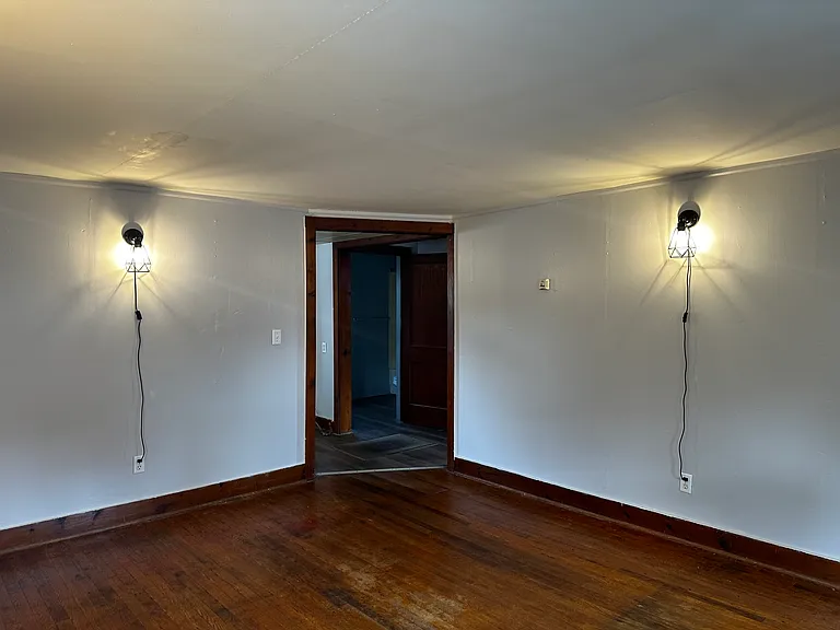 710 Front St — Photo 13