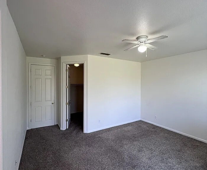 5016 Cleveland Bay Way — Photo 12