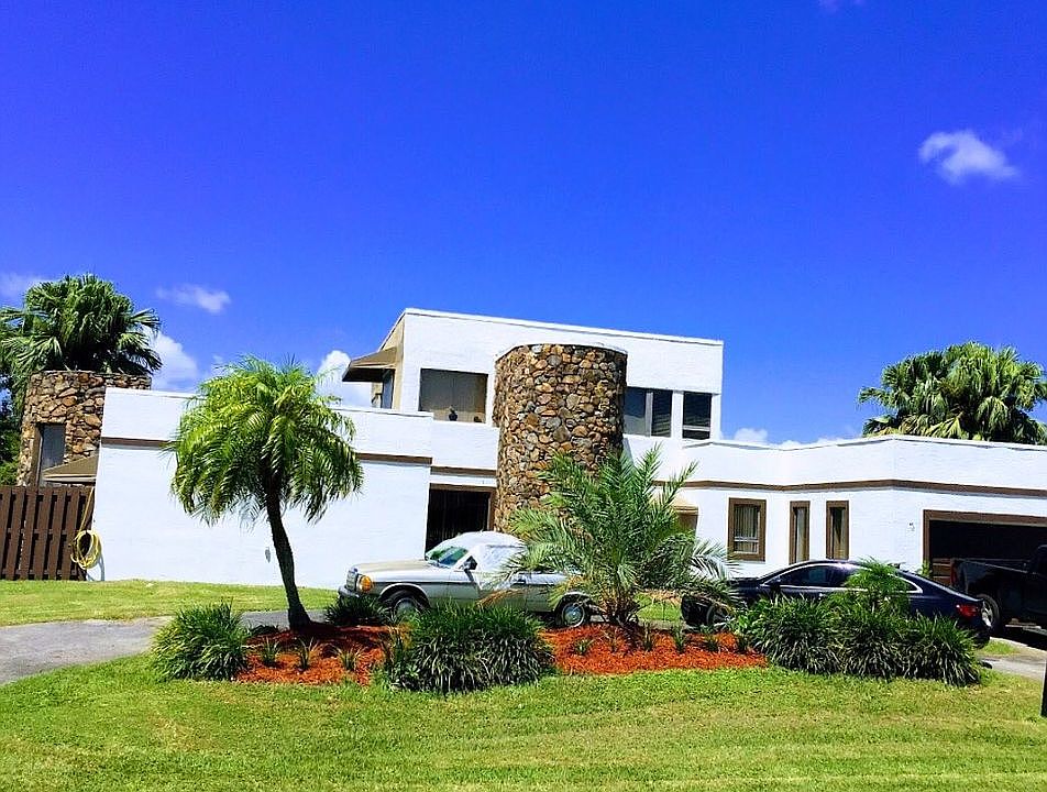 1st image of 10070 E Calusa Club Dr