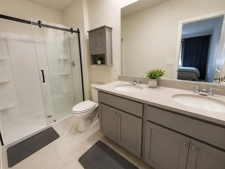 2393 Penguin Blvd — Photo 6