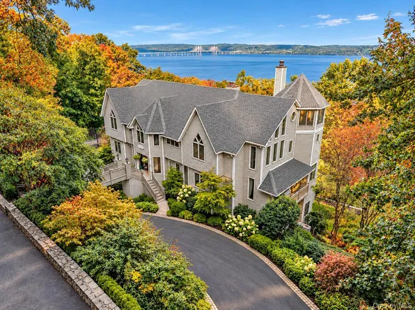 191 Tweed Boulevard, Nyack, NY 10960