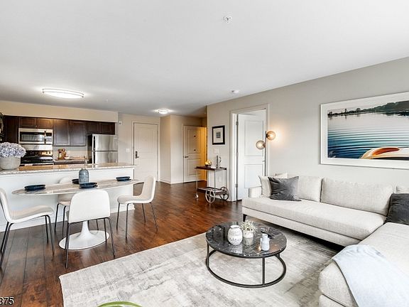 3rd image of 22 Central Ave APT 507
