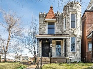 4371 W Belle Pl, Saint Louis, MO 63108