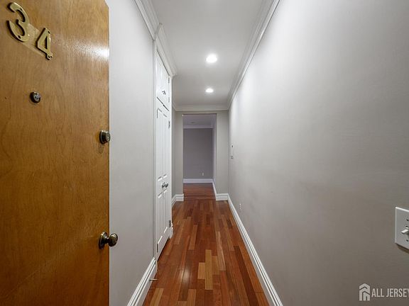 4th image of 7435 Boulevard East APT 34