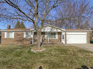 68391 Howard St, Richmond, MI 48062