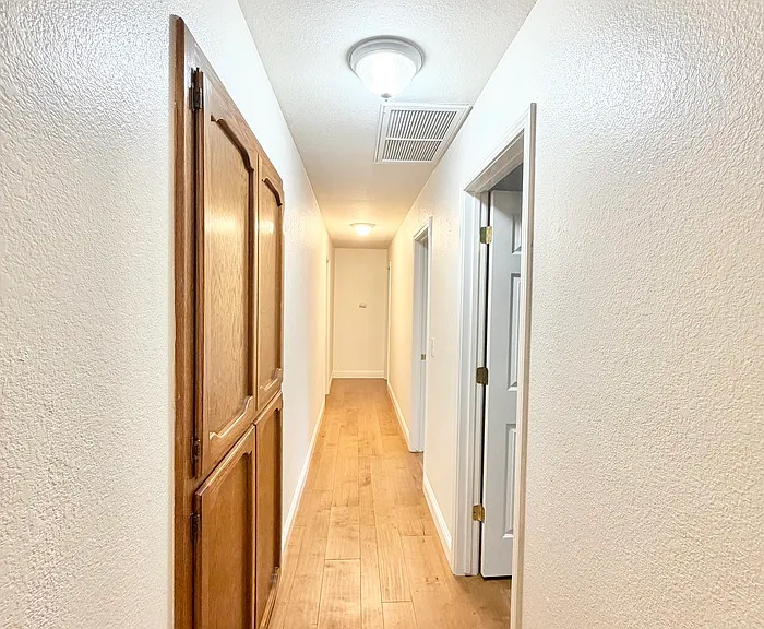 3109 Panama Ave — Photo 8