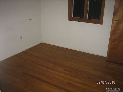 4th image of 31 Oneida St