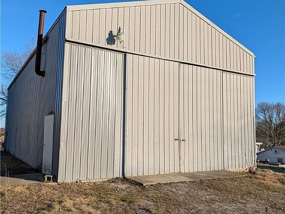 3rd image of 87 Big Indian Road NE