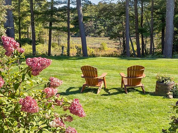 2nd image of 25 Dukes Brook Rd