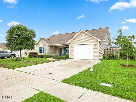 3rd image of 1169 Amber Pines Drive