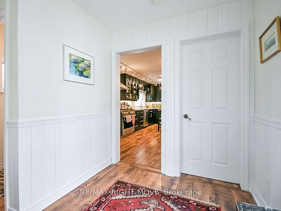 4th image of 6 Pinetree Rd