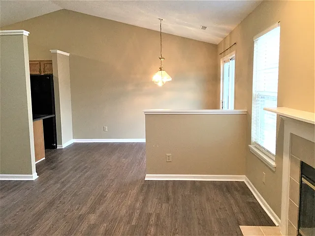 8018 Bitternut Dr — Photo 4