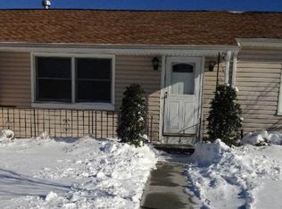 412 Clocks Blvd, Massapequa, NY 11758