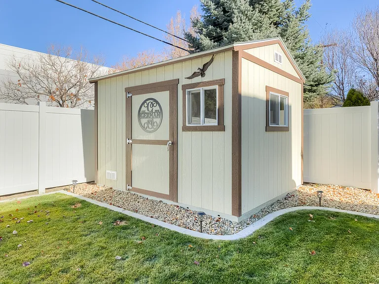 605 Autumn Hills Dr — Photo 10