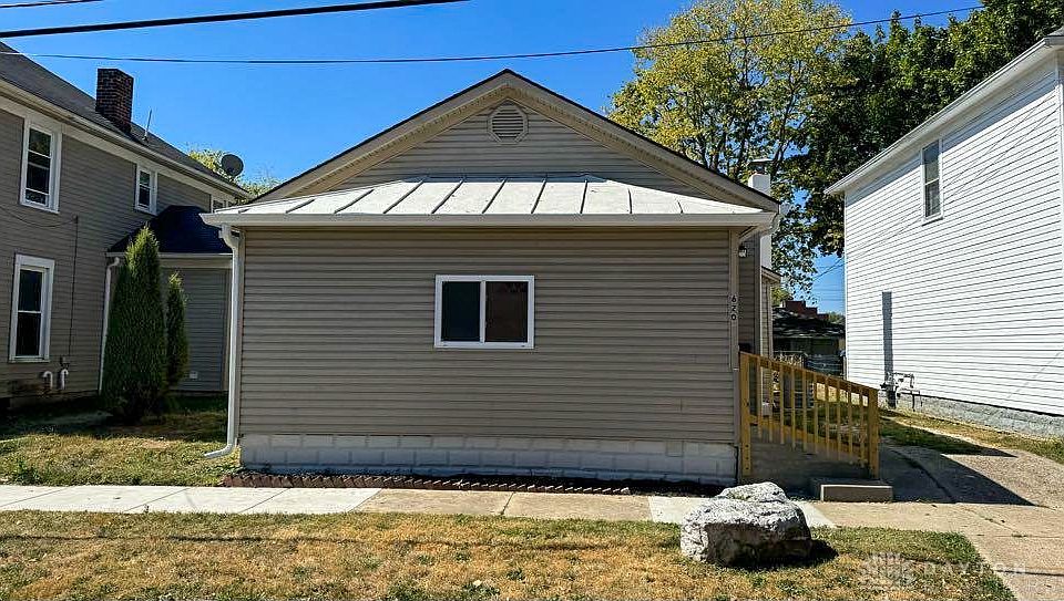 1st image of 620 S Roosevelt Ave