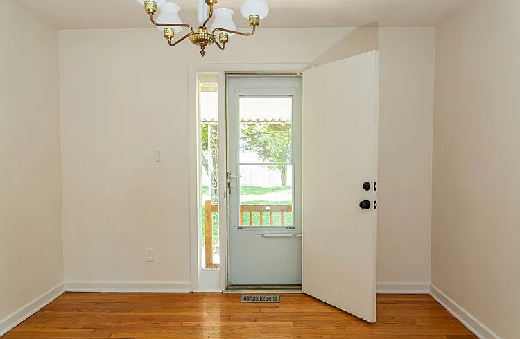 323 Shoreline Dr — Photo 19