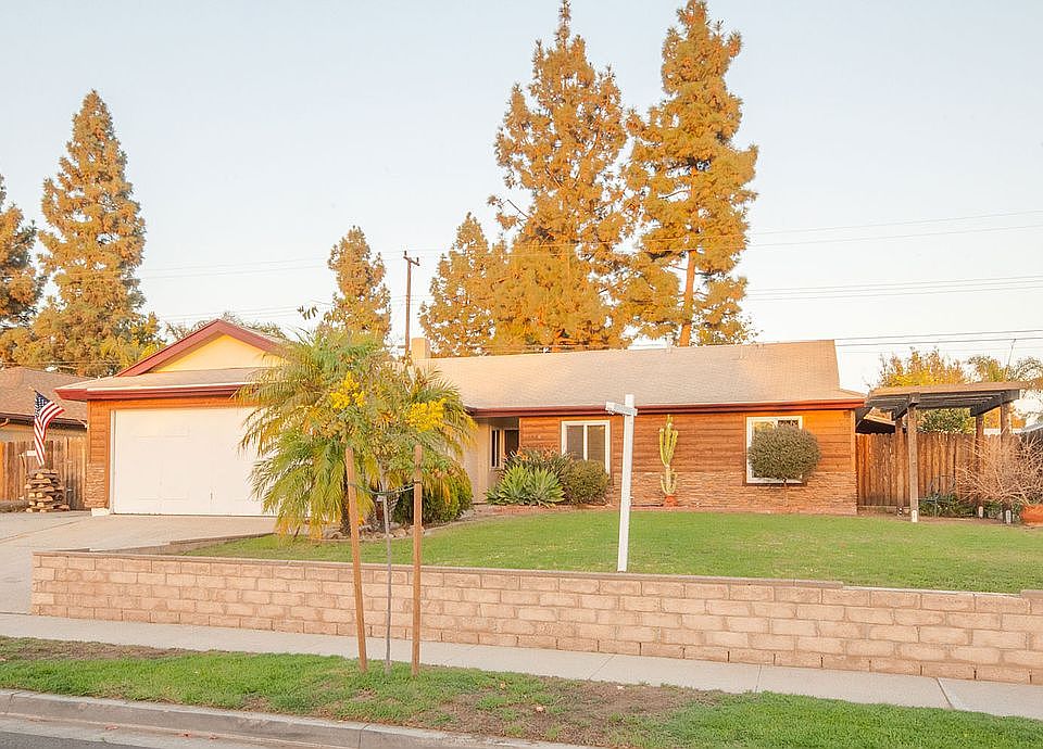 2nd image of 1576 Palmer Ave