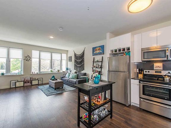 2nd image of 234 Suydam Ave APT 501