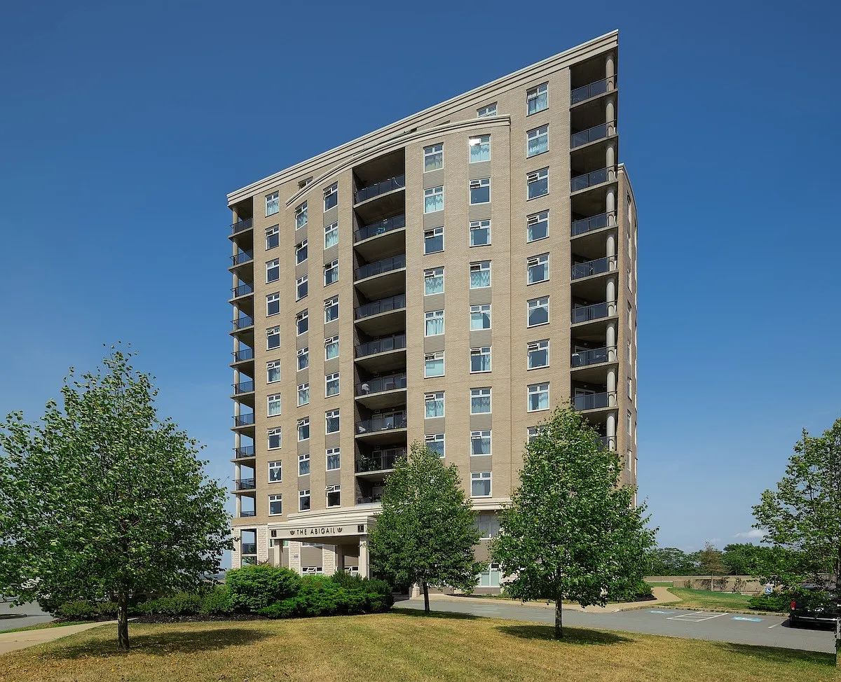 The Abigail Apartments — Photo 2