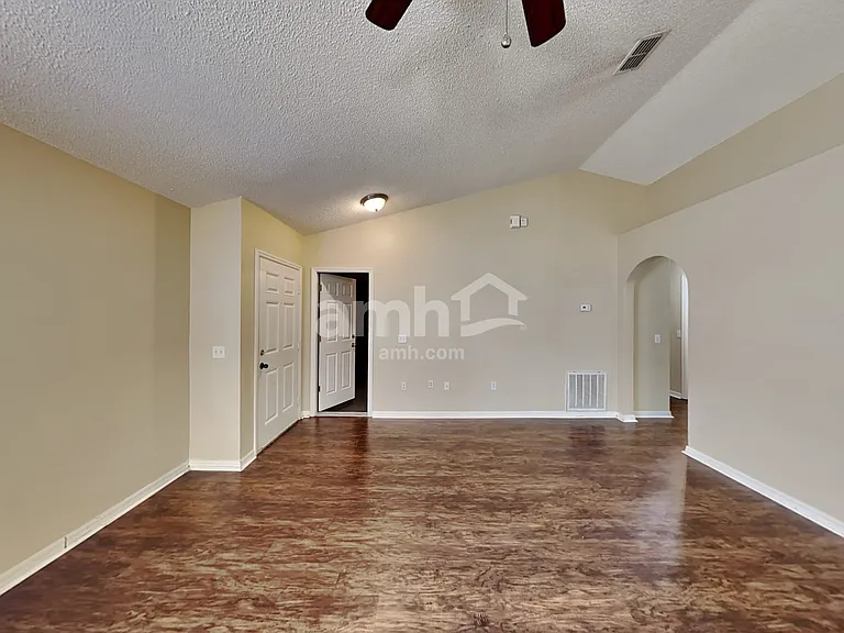 30208 Birdhouse Dr — Photo 5
