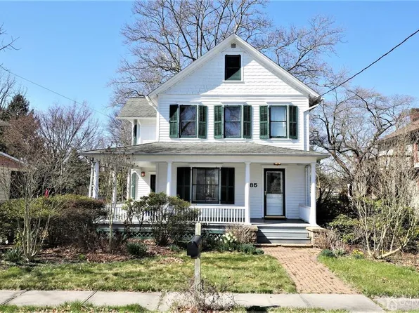 385 Georges Rd, Dayton, NJ 08810