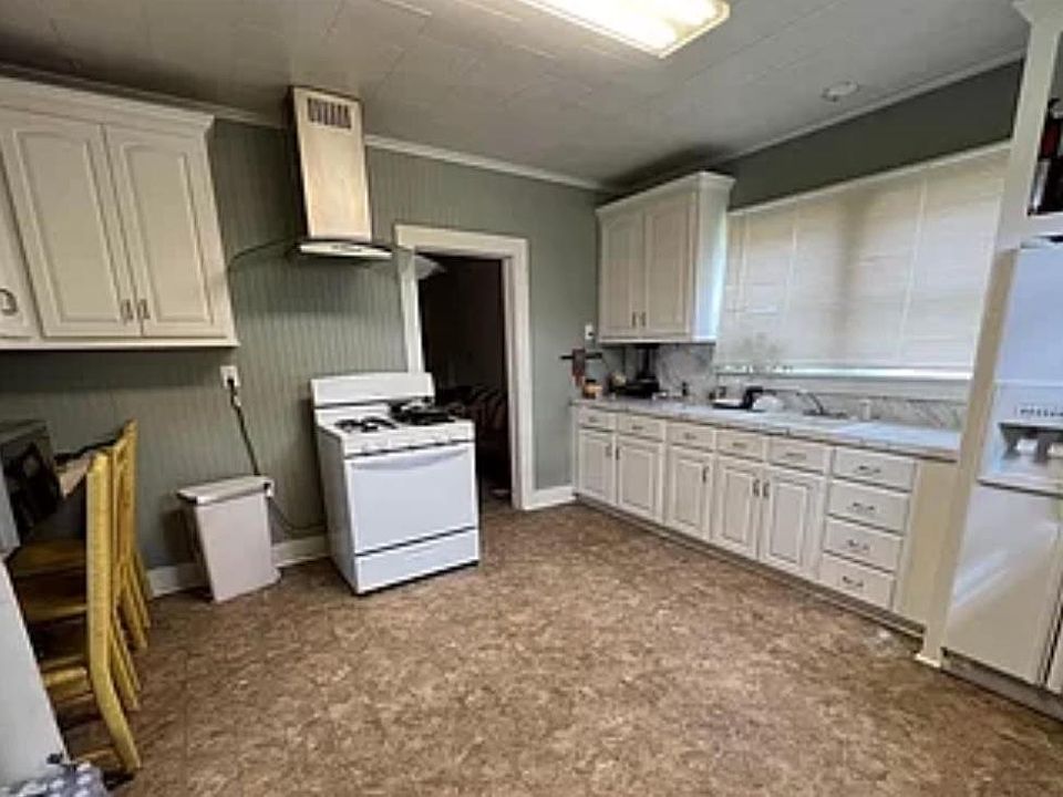 1st image of 2515 Hazel St