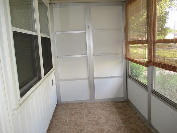 3rd image of 219A Buckingham Ct #1001