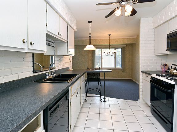 5th image of 1120 E Randville Dr Unit 202C