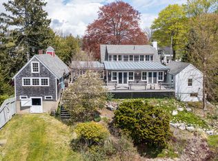 136 Russell Ave, Rockport, ME 04856