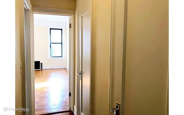 Rented by Douglas Elliman | media 26