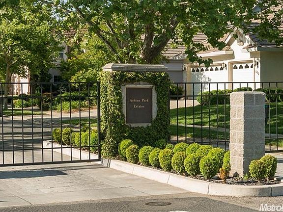 2nd image of 594 Ashton Park Ln