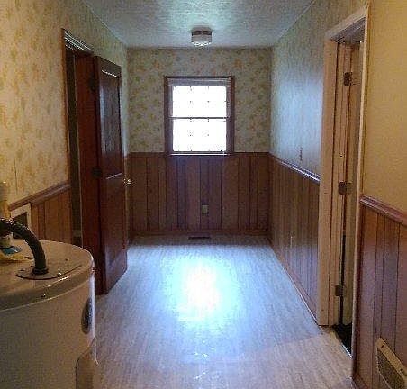 5th image of 841 Dennis Dr