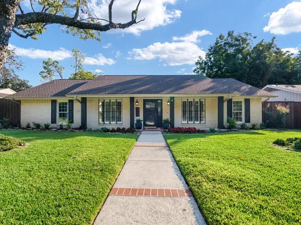 2904 Whitemarsh Cir, Richardson, TX 75080