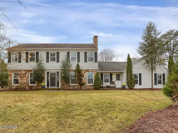 451 Hawthorne Dr, Lewisburg, PA 17837