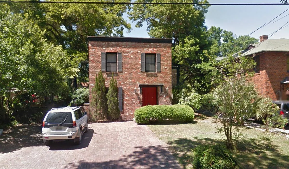 4 bed, 2.5 bath, 2228 sqft, $3,045 — Photo 1