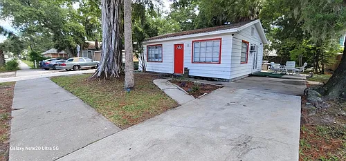 1664 10th St Photo 1