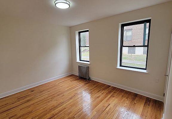 4th image of 19-40 79th St #1