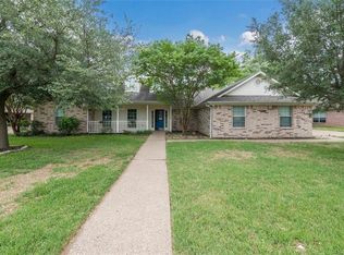 308 N Cedar Ridge Cir, Robinson, TX 76706