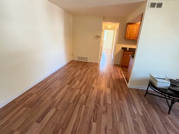 2032 Murray St APT 5, Philadelphia, PA 19115