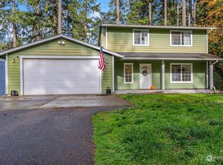 22222 Bluewater Dr SE, Yelm, WA