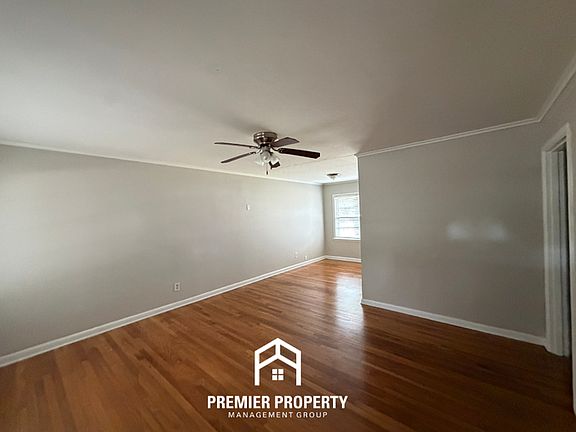 3rd image of 1802 Cornelia Ln