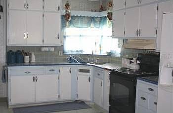 5th image of 619 S Pleasant Ave